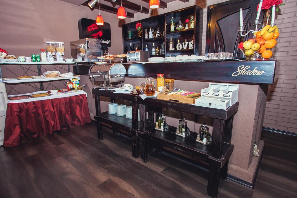 Shadow Boutique Hotel & Spa Chisinau Bagian luar foto