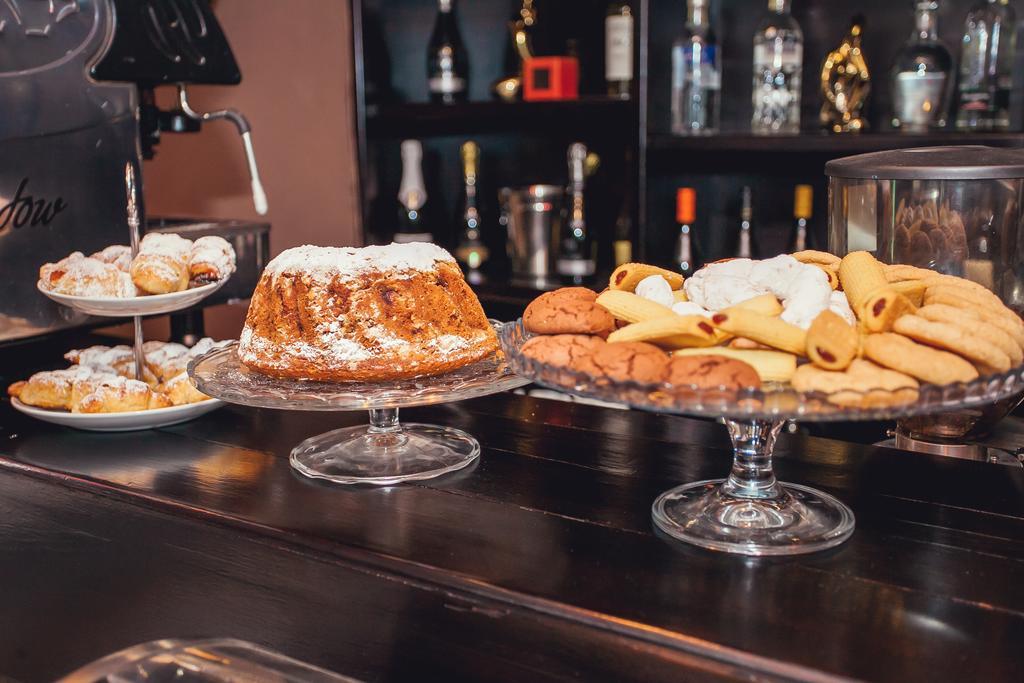Shadow Boutique Hotel & Spa Chisinau Bagian luar foto