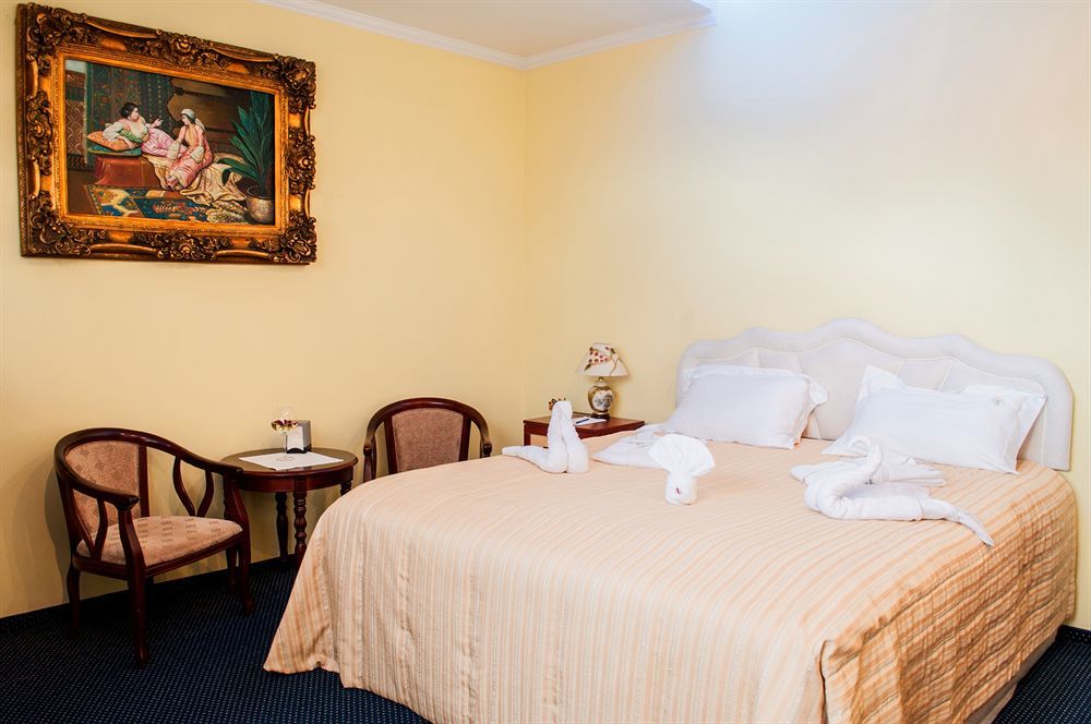 Shadow Boutique Hotel & Spa Chisinau Bagian luar foto